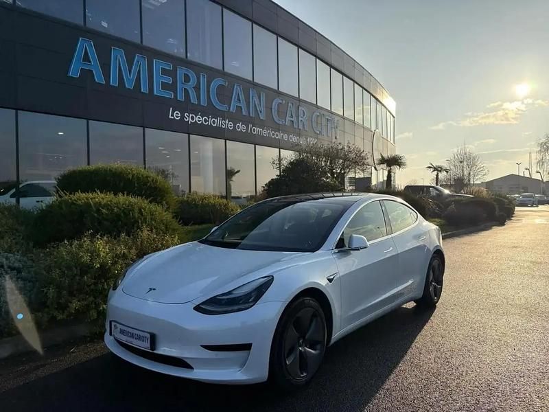 Blanc Occasion 2020 Tesla Model 3 Standard Range Plus Berline | 26 490 € (Prix juste) - Image 1/4