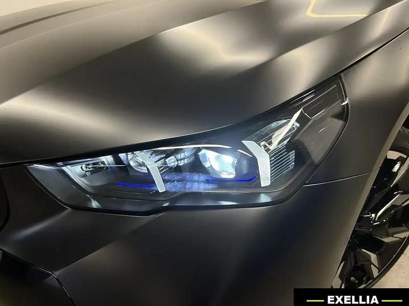 Gris Occasion 2024 BMW 530e Comfort Edition Break | 78 900 € - Image 1/4