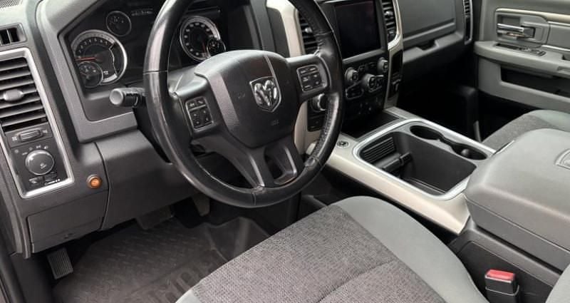 Occasion Dodge Ram 2018 Gris Pick-up