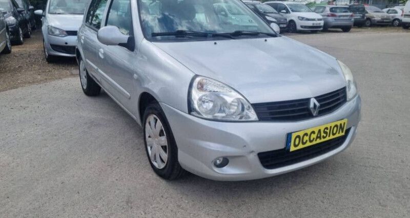 Utilisé 2010 Renault Clio II Campus Citadine | 3 290 € (Prix juste) - Image 1/4