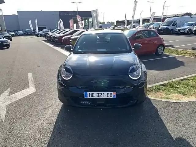 Noir Occasion 2025 Fiat 600 Berline | 25 490 € (Prix juste) - Image 1/4