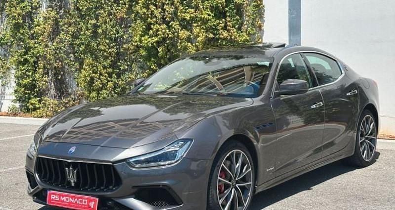 Gris Utilisé 2021 Maserati Ghibli Coupé | 59 990 € (Prix juste) - Image 1/4