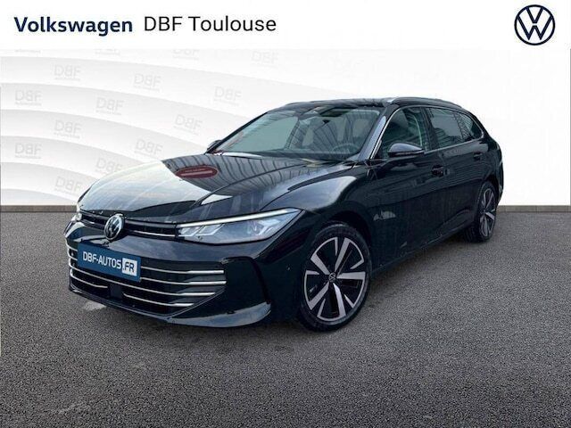 Noir Utilisé 2024 VW Passat Life Coupé | 37 777 € (Prix cher) - Image 1/4