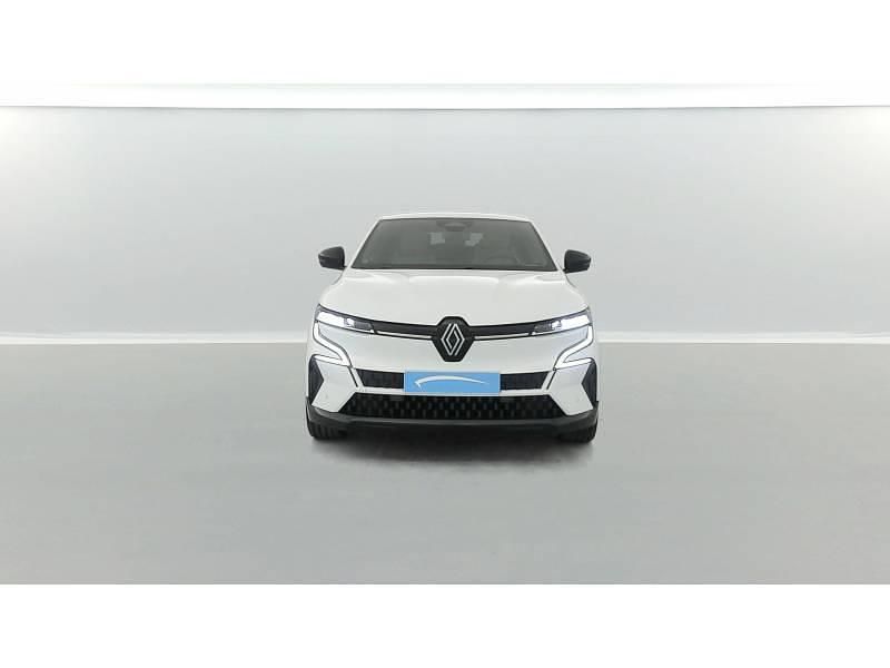 Occasion Renault Megane E-Tech Techno 161 kW (220 ch) 2022 Blanc Berline