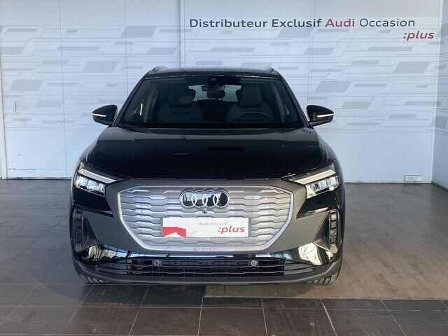 Noir mythe métallisé Utilisé 2023 Audi Q4 e-tron Sport SUV | 45 900 € (Prix cher) - Image 1/4