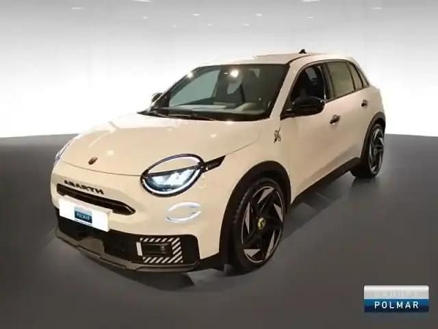 Blanc antidote Nouvelle 2025 Abarth 600e Scorpionissima SUV | 33 490 € - Image 1/4