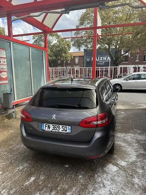 Utilisé 2020 Peugeot 308 S Break | 11 400 € (Super prix) - Image 1/4