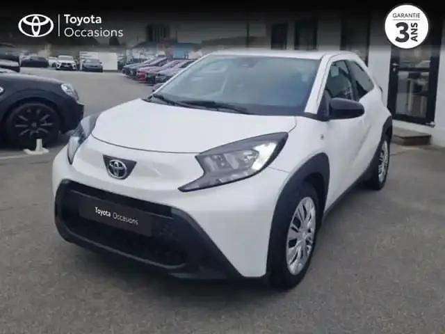 Blanc Utilisé 2022 Toyota Aygo X SUV | 15 490 € - Image 1/4
