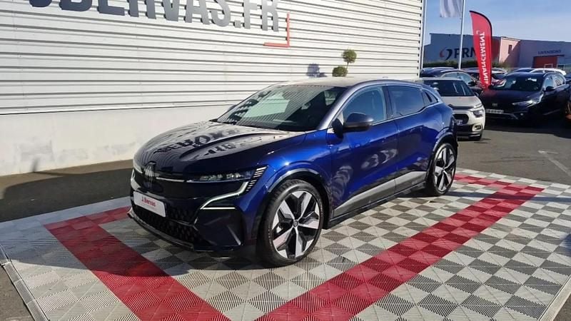 Occasion Renault Megane E-Tech Techno 161 kW (220 ch) 2022 Bleu Berline