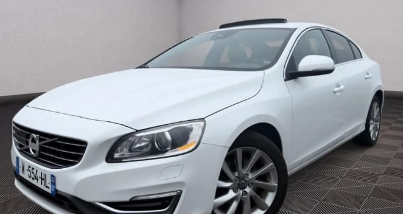 Blanc Occasion 2013 Volvo S60 Summum Berline | 10 999 € - Image 1/4