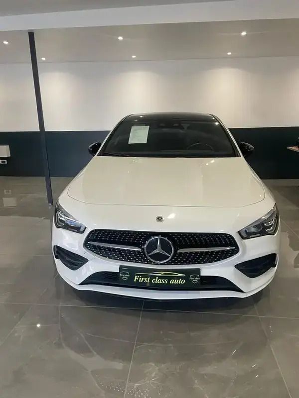 Blanc Utilisé 2020 Mercedes CLA220 AMG Berline | 34 000 € - Image 1/4