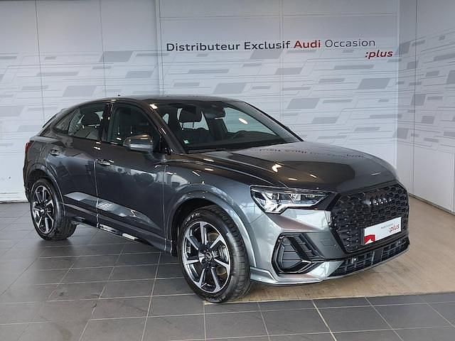 Gris daytona nacré Utilisé 2024 Audi Q3 Sportback S-Line SUV | 51 900 € - Image 1/4