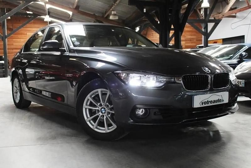 Gris Utilisé 2017 BMW 320 Berline | 24 500 € (Bon prix) - Image 1/4