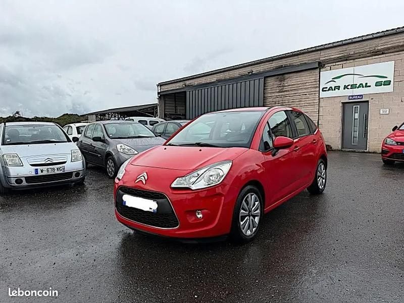 Rouge Utilisé 2013 Citroën C3 Comfort Berline | 4 999 € (Prix juste) - Image 1/4