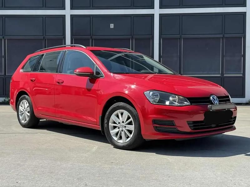 Utilisé 2015 VW Golf VII LOUNGE Berline | 13 000 € (Prix juste) - Image 1/4