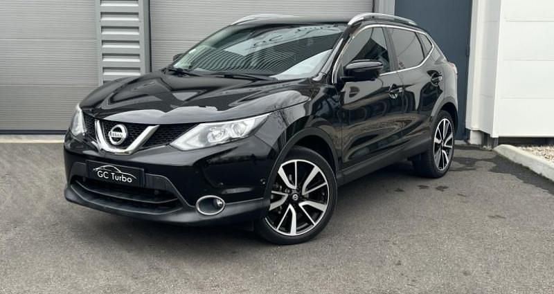 Noir Utilisé 2015 Nissan Qashqai Tekna SUV | 13 490 € (Prix juste) - Image 1/4