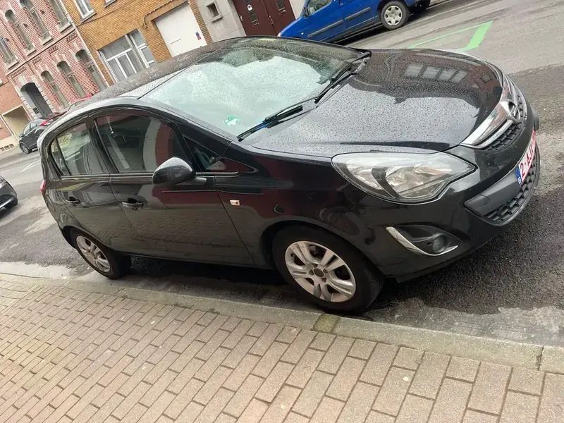 Utilisé 2014 Opel Corsa Berline | 2 500 € (Bon prix) - Image 1/4