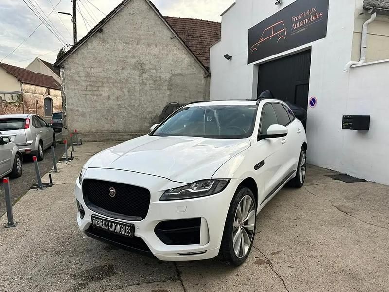 Blanc Utilisé 2016 Jaguar F-Pace R-Sport SUV | 23 460 € (Prix cher) - Image 1/4