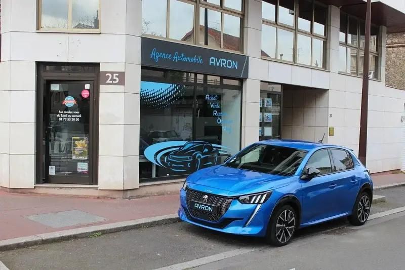 Bleu Utilisé 2019 Peugeot 208 GT-line Citadine | 11 990 € (Prix juste) - Image 1/4