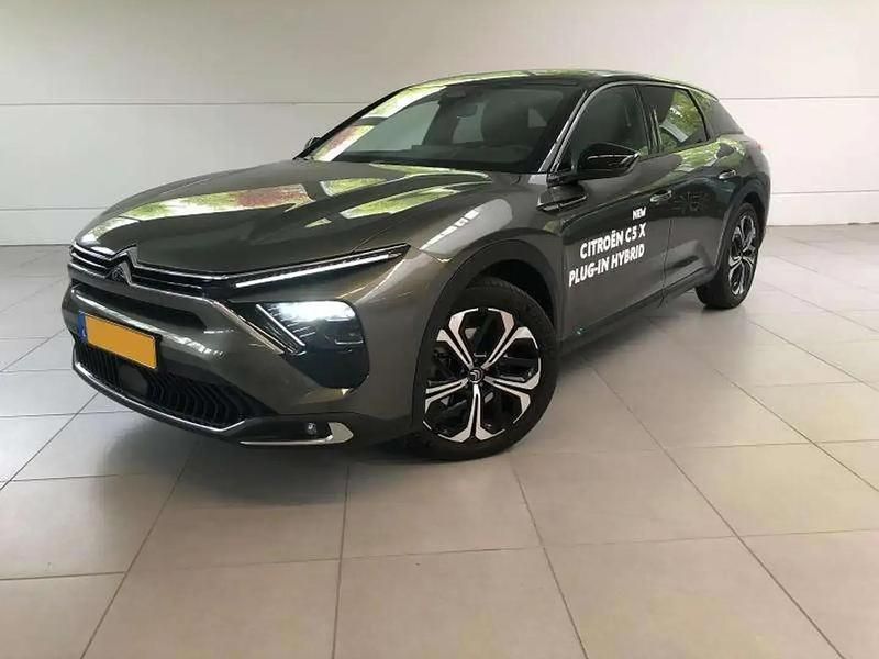 Gris Utilisé 2022 Citroën C5 X Shine Berline | 40 923 € - Image 1/4