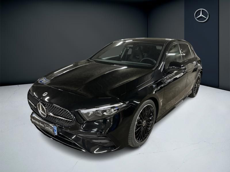 Noir Utilisé 2025 Mercedes A200 AMG line Berline | 44 900 € - Image 1/4