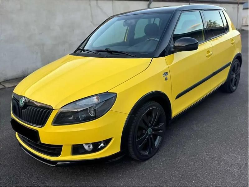 Jaune Utilisé 2011 Skoda Fabia Monte Carlo Berline | 6 499 € - Image 1/4
