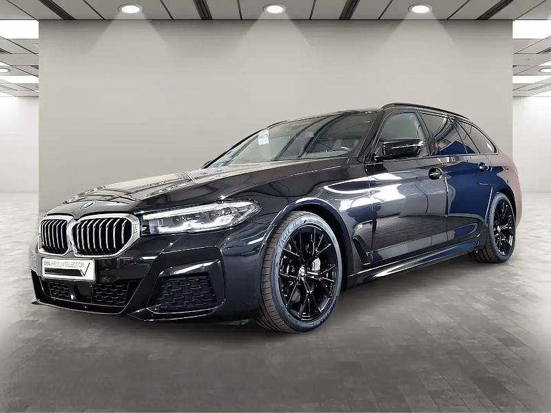 Noir Utilisé 2022 BMW 540 M Sport Break | 59 990 € (Prix juste) - Image 1/4