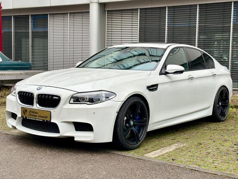 Occasion 2015 BMW M5 Comfort Edition Berline | 29 800 € - Image 1/4