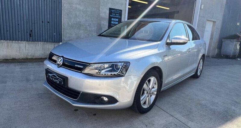 Gris Utilisé 2014 VW Jetta Hybrid Berline | 9 990 € - Image 1/4