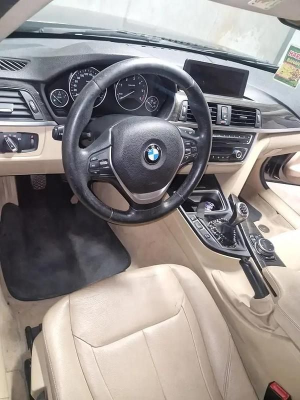 Occasion BMW 318 Gran Turismo Luxury Line 143 ch (105 kW) 2014 Berline