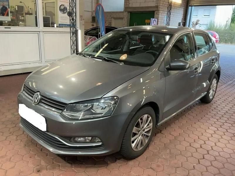 Occasion 2015 VW Polo Berline | 8 600 € (Bon prix) - Image 1/4
