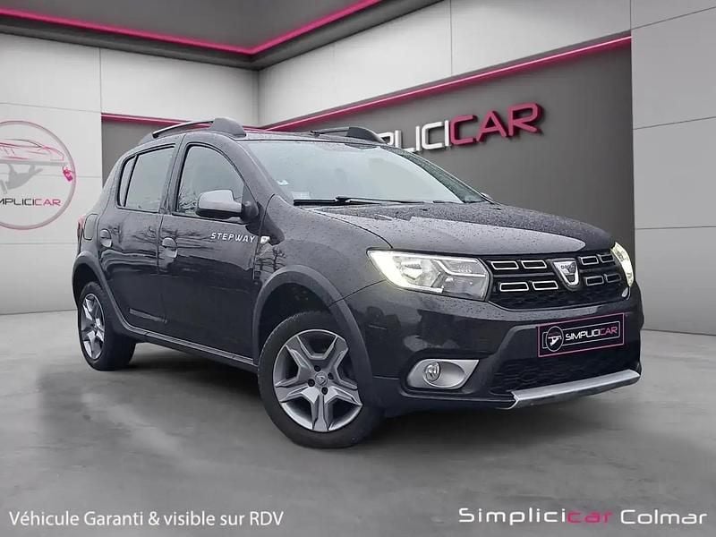 Occasion Dacia Sandero Stepway 90 ch (66 kW) 2018 Noir