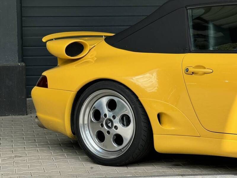 Jaune Utilisé 1994 Porsche 911 Carrera Cabriolet Cabriolet | 149 000 € - Image 1/4