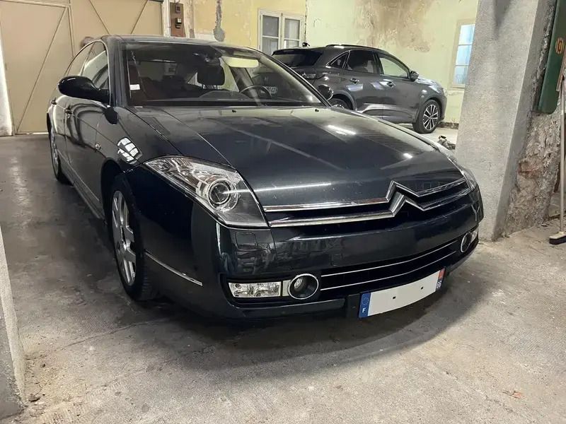 Noir Utilisé 2007 Citroën C6 Exclusive Berline | 19 900 € - Image 1/4