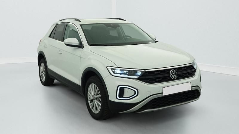 Utilisé 2024 VW T-Roc Life SUV | 21 300 € (Bon prix) - Image 1/4