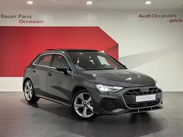 Gris daytona nacré Occasion 2025 Audi A3 S-Line Berline | 39 480 € (Prix cher) - Image 1/4