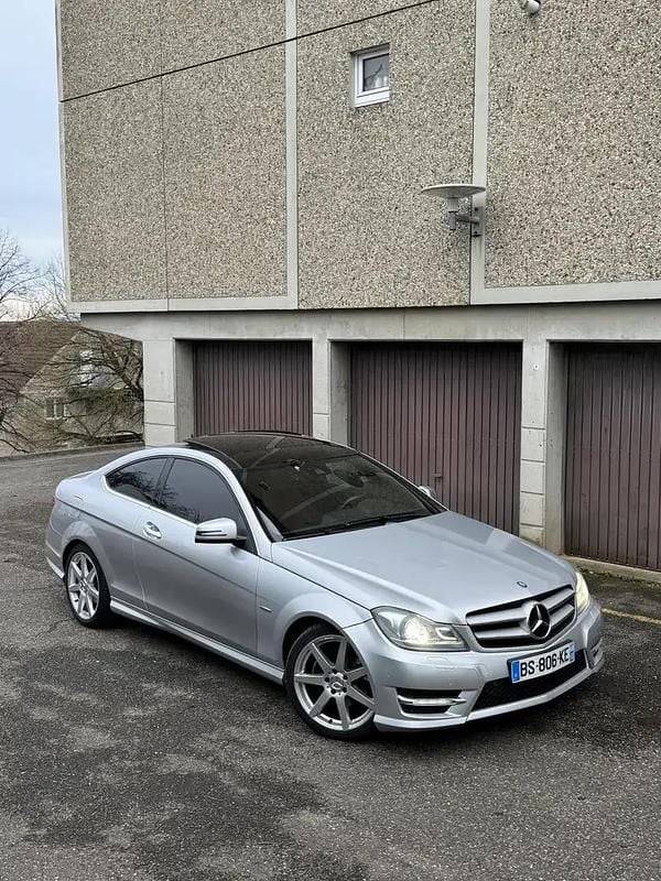 Occasion 2011 Mercedes C220 Executive Coupé | 13 200 € (Prix assez cher) - Image 1/4