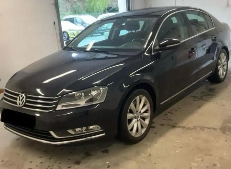 Noir Utilisé 2013 VW Passat Berline | 7 500 € - Image 1/4
