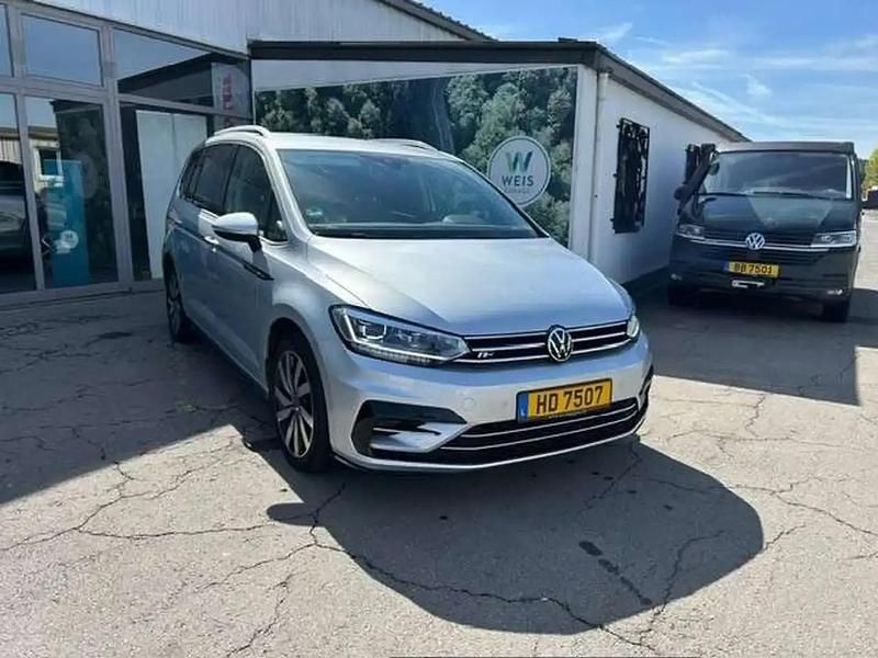 Argent Utilisé 2020 VW Touran Highline Monospace | 28 990 € (Prix juste) - Image 1/4