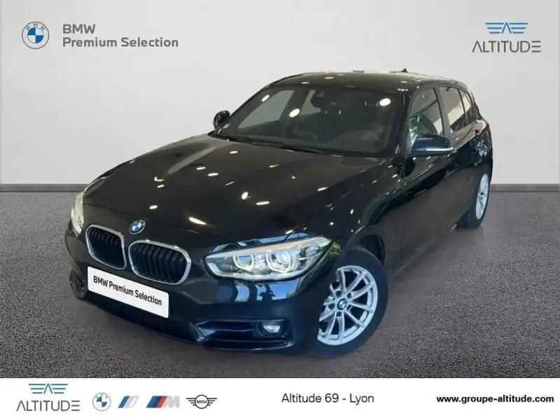 Noir Utilisé 2019 BMW 118 Sport Line Citadine | 19 780 € (Super prix) - Image 1/4