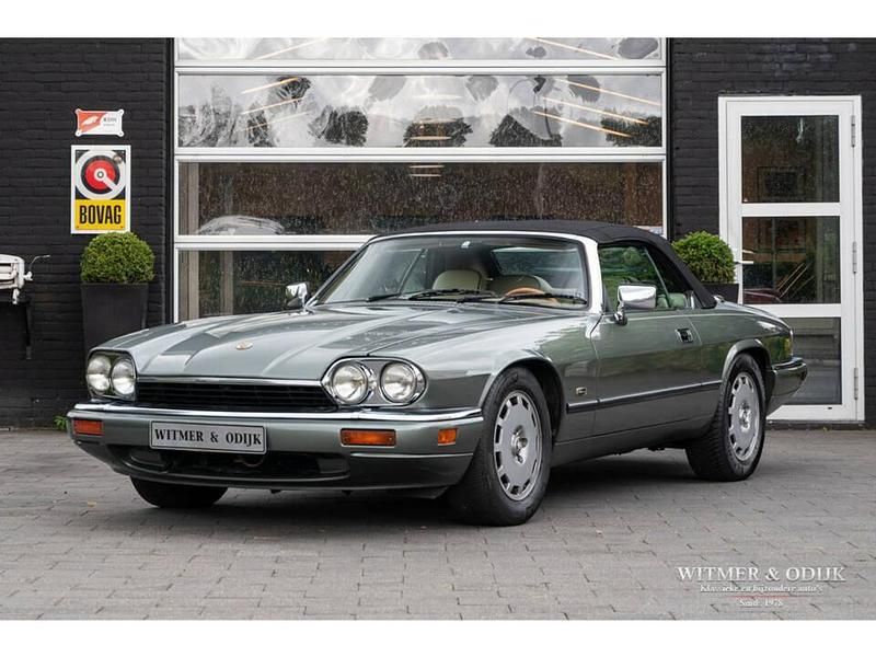 Vert Utilisé 1995 Jaguar XJS Cabriolet | 11 950 € - Image 1/4