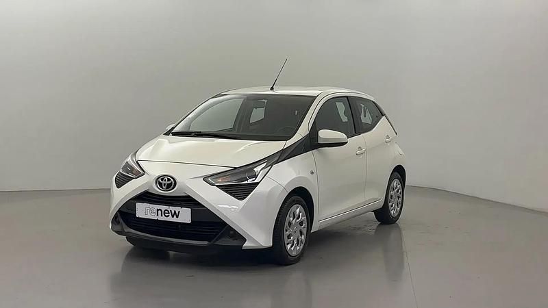 Blanc Utilisé 2020 Toyota Aygo X-play Citadine | 10 500 € (Prix juste) - Image 1/4