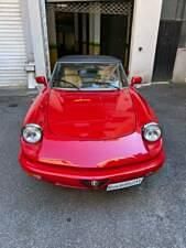 Rouge Occasion 1991 Alfa Romeo Spider Cabriolet | 24 000 € - Image 1/4