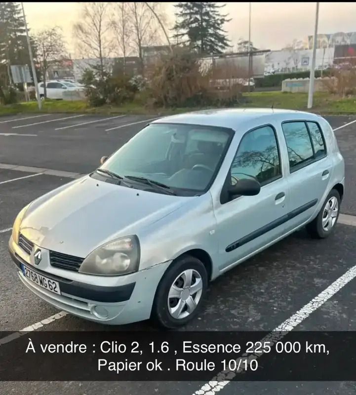 Utilisé 2004 Renault Clio II Authentique Berline | 1 000 € (Super prix) - Image 1/4