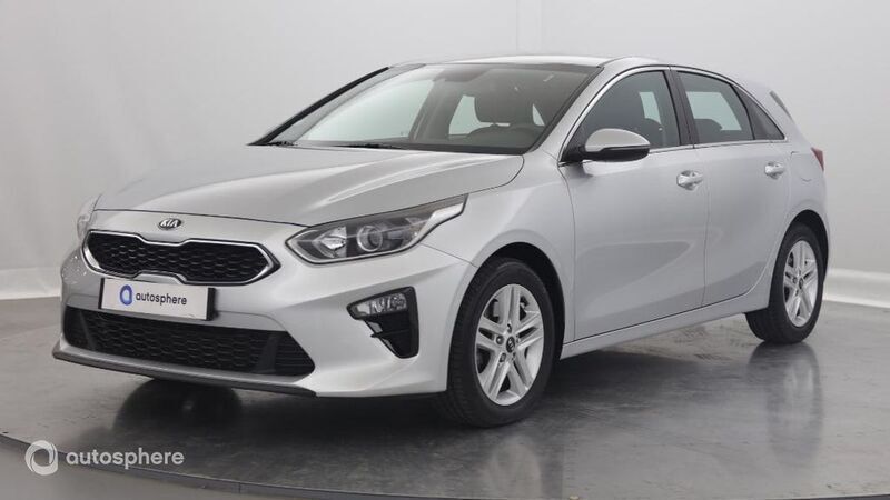 Gris Utilisé 2020 Kia Ceed Active Berline | 18 999 € (Prix juste) - Image 1/4