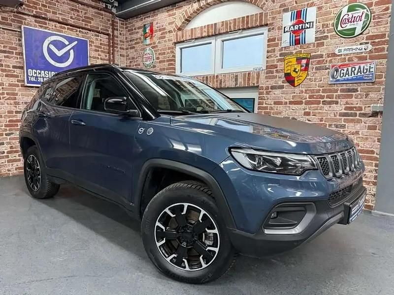 Bleu Occasion 2024 Jeep Compass Trailhawk SUV | 28 470 € (Prix juste) - Image 1/4