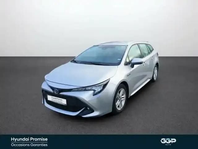 Gris argent métallisé Occasion 2021 Toyota Corolla Business Edition Break | 19 999 € (Bon prix) - Image 1/4