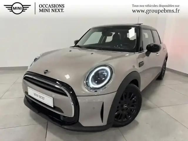 Gris Utilisé 2023 Mini Cooper Premium Plus Citadine | 29 900 € (Prix juste) - Image 1/4