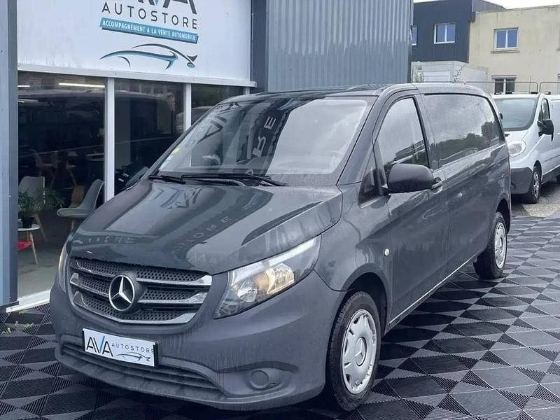 Occasion Mercedes Vito 114 ch (83 kW) 2018 Gris Van