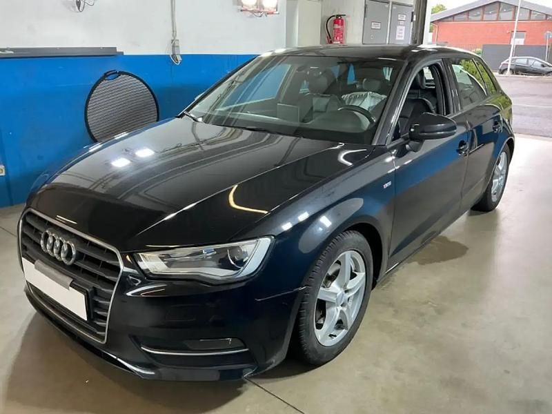 Noir Utilisé 2013 Audi A3 S-Line Berline | 14 990 € (Prix juste) - Image 1/4